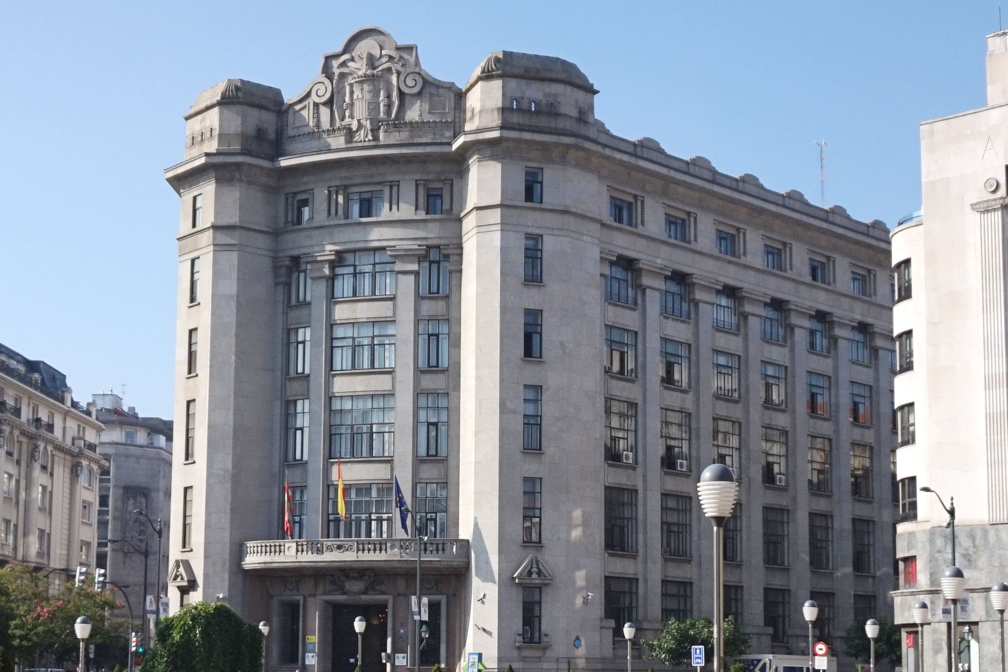 The façade of a Spanish Tax Agency (Agencia Tributaria) office