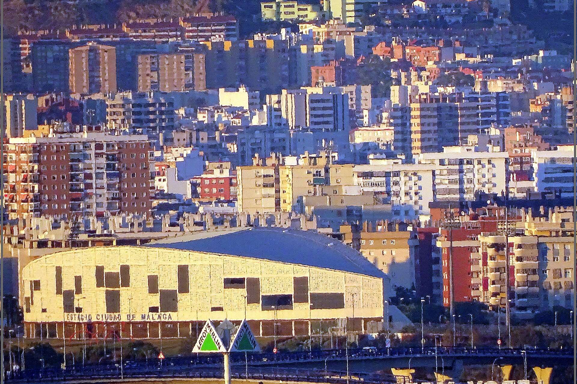 Aerial view of Málaga, with the port and the sea in the background