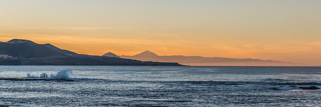 Las Canteras beach in Las Palmas de Gran Canaria